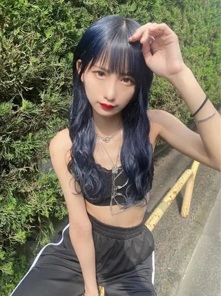 ロング カラー ハイトーン/ウルフ /小澤凌祐🦕のヘアスタイル