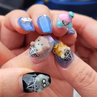 ネイル Natsumi 🦊  Nailのネイルデザイン