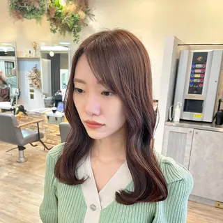 ミディアム VISAGE ba.sk 金子詩帆のヘアスタイル