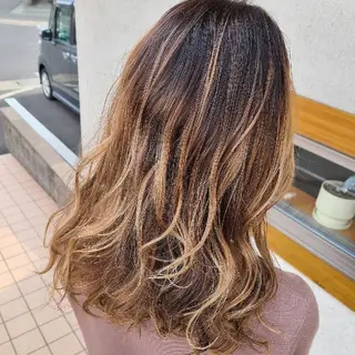 ロング カラー 西田 理沙のヘアスタイル
