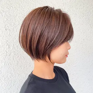 ショート ストンボブ/レイヤー 艶カラー💎ヒデジのヘアスタイル