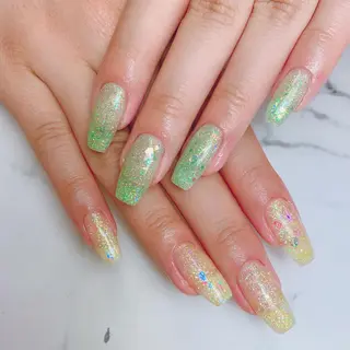 ネイル 石原 夕華のネイルデザイン