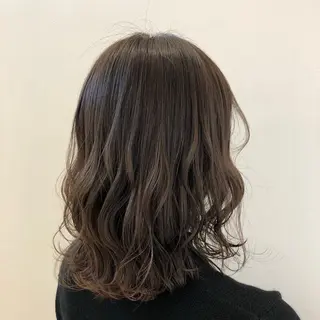 セミロング カラー 堀 ゆきみのヘアスタイル