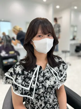 セミロング まつパ/ケア ブリーチ/sEnAのヘアスタイル