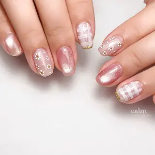 ネイル calm 〔ｶｰﾑ〕のネイルデザイン