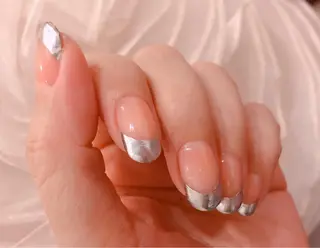 ショート ネイル ネイル ティアラのネイルデザイン