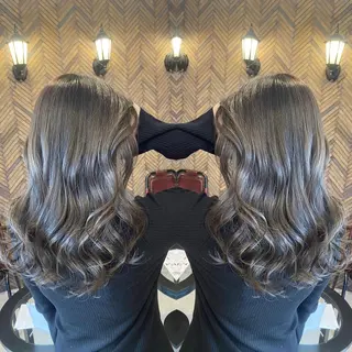 ロング カラー tocca 💜石田愛結💜のヘアスタイル