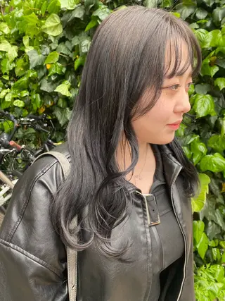 セミロング rika 🪄透明感/艶髪のヘアスタイル