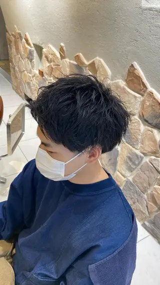 ショート カラー パーマ メンズ シャドウパーマ 石見のヘアスタイル