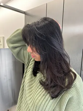 セミロング 大人レイヤー/艶美髪 🇺🇸TOMONAのヘアスタイル