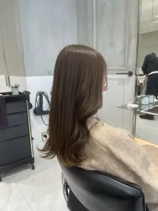 セミロング 透明感ブリーチ カラー✨有坂映哉のヘアスタイル