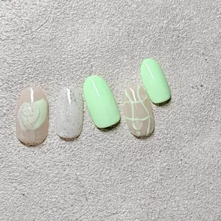 ネイル MAXKELLY MEGUMIのネイルデザイン