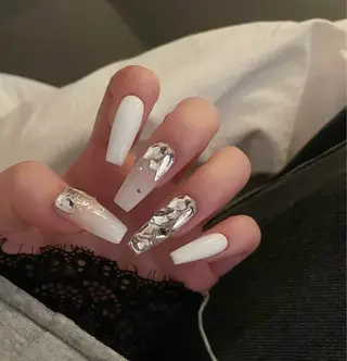 ネイル BERA NAILSのネイルデザイン