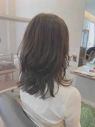 セミロング 顔周りデザイン/ ママ美容師/濱ほのかのヘアスタイル