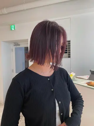 ミディアム カラー 髙橋一哉　ブリーチ/ ベージュカラーのヘアスタイル