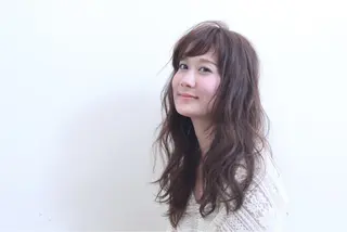 ロング 福島成美/髪質改善 縮毛矯正/カラーのヘアスタイル