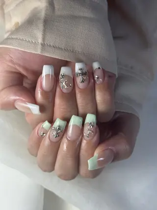 ネイル うにゃねいる🌷 Mayaのネイルデザイン