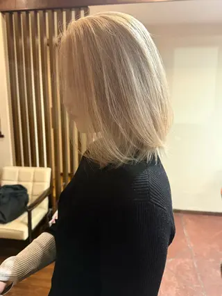 ショート カラー 髪質改善カラー ケアブリーチ/タムのヘアスタイル