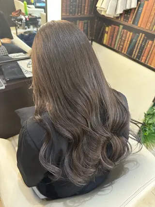 ロング カラー mio/【日本橋】 パーマモデルのヘアスタイル