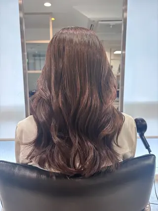 セミロング カラー Eleanor 池袋店所属・🎀池袋🤍透明感 カラー uRaraのヘアスタイル