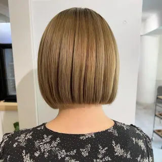 ショート カラー 髪質改善 Noe心斎橋店のヘアスタイル