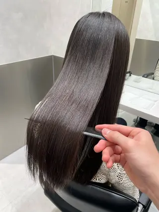 ロング 美髪職人あお🦕 髪質改善｜原宿のヘアスタイル