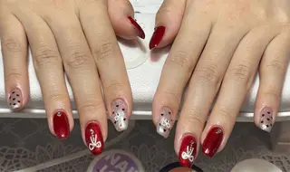 ネイル エリアネイルサロン所属・つ きのネイルデザイン