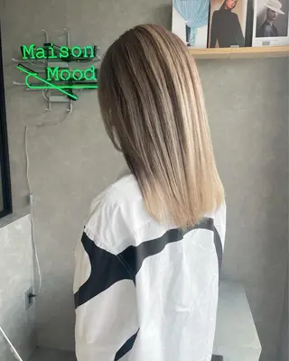 カラー 杉森 蘭琉のヘアスタイル