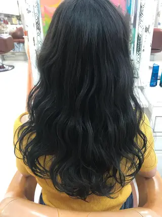 セミロング カラー パーマ  大貫 茉央のヘアスタイル