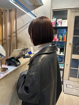 ショート REINA☁️透明感 カラー/ぷつっと♡のヘアスタイル