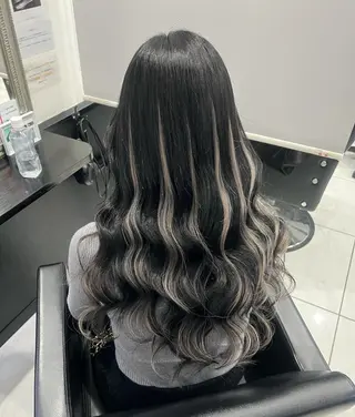 ロング カラー YUDU🍊 germe/ジェルムのヘアスタイル