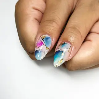 ネイル 《カメレオン》 西田美輝のヘアスタイル