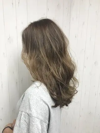 ロング アンティア小作所属・AN'TIA小作 noiのヘアスタイル