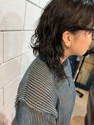 セミロング 透け感/ハイトーン/ レイヤー/小山田のヘアスタイル