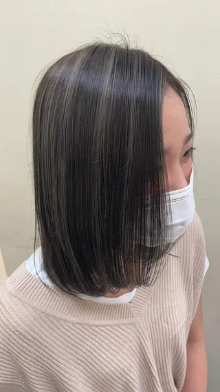 セミロング カラー 大住 京平のヘアスタイル