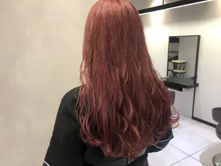 ロング カラー パーマ ヘアアレンジ 渡邊 桃香のヘアスタイル