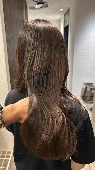 ロング カラー 渋谷／透明感カラー kuttiのヘアスタイル