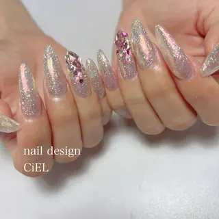 ネイル CiEL Maikoのネイルデザイン