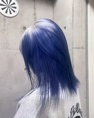 セミロング ハイトーン/ブリーチ /ウルフ⛓️MAKIのヘアスタイル