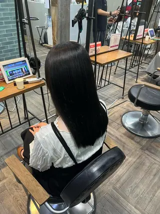 セミロング 村本 優依のヘアスタイル