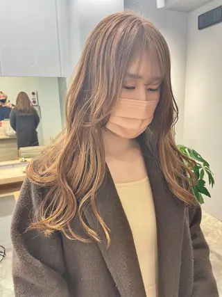 ロング SAEKI【ior 】北千住店ブリーチのヘアスタイル