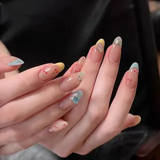 ネイル 菲菲ネイルサロン所属・FF フィフィネイルサロンのネイルデザイン