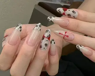 ネイル エ リのネイルデザイン