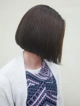 ショート 大人の艶髪✂️ 矢崎美紀のヘアスタイル