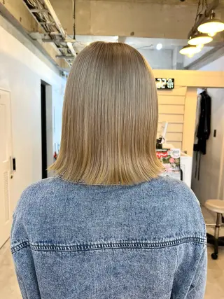 ショート カラー 柔らかいヘアカラー 大成のヘアスタイル