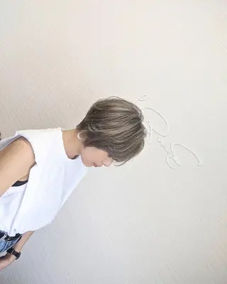 ショート カラー LaRmE 代表　HoHaRa.のヘアスタイル