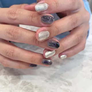 ネイル essence所属・pétit maakoのネイルデザイン