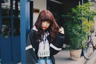 ミディアム リンネ 甲東園のヘアスタイル