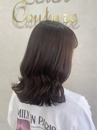 ミディアム Ruchika .のヘアスタイル