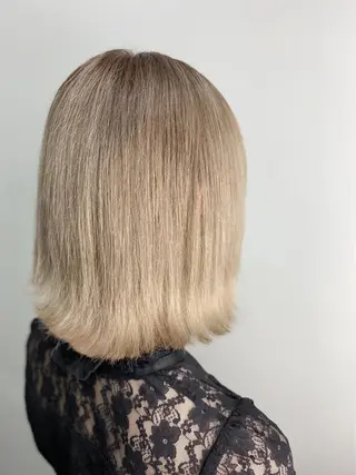 ミディアム カラー ヘアアレンジ メンズ ブリーチ特化型✂️ ハイトーンカラー👨のヘアスタイル